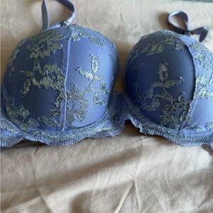 Victoria's Secret  Lace Underwire Bra